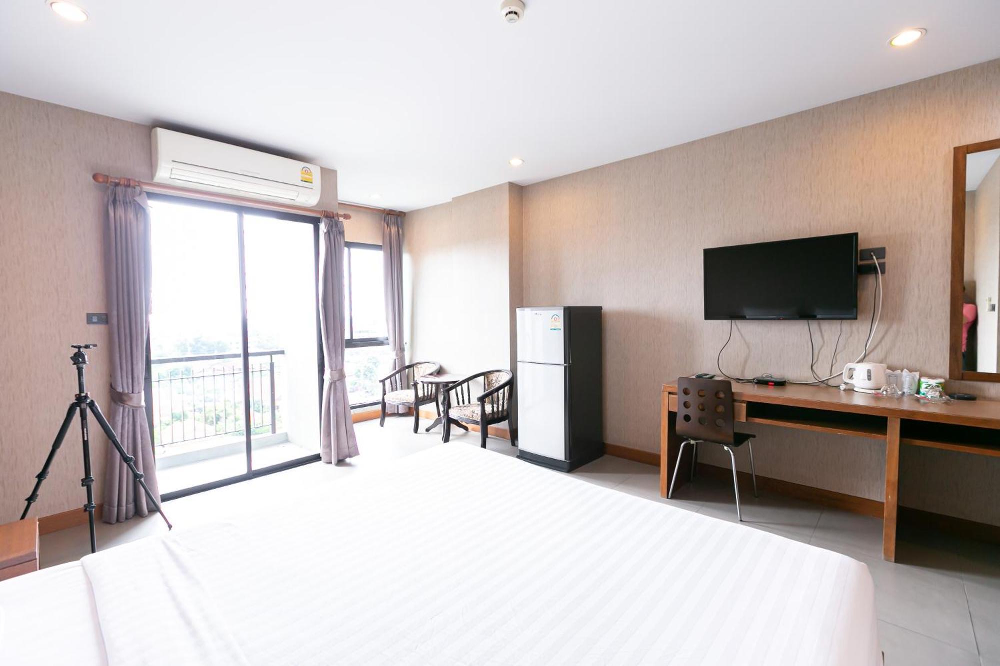 Farthai Residencia Phan Thong Exterior foto